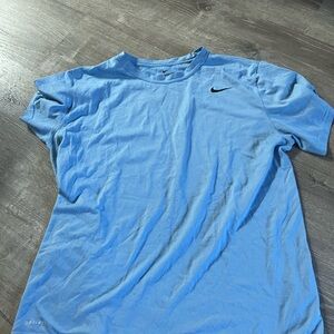 Nike Men's Light Blue Short Sleeve Tee